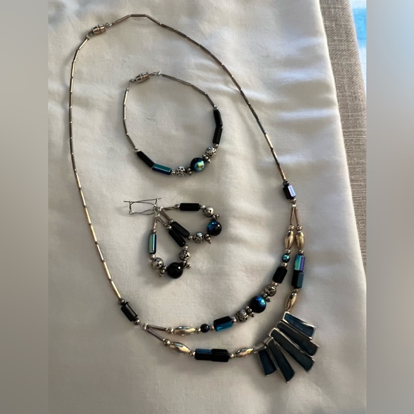 🌸 🌸 Handcrafted Necklace, Bracelet and Earring Set🌸🌸 - Picture 3 of 6